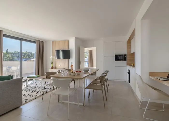 Lagrange Apart\'Hôtel Antibes Olympie